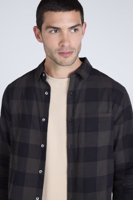 'Cove' Men's Check Flannel Shirt Cotton Buttoned Breathable Top Black - Image 3