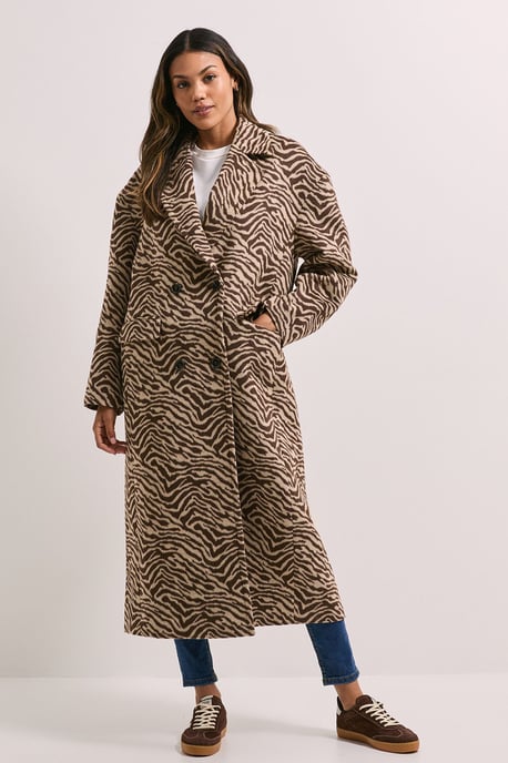 Wide Collar Animal Print Coat - Image 1