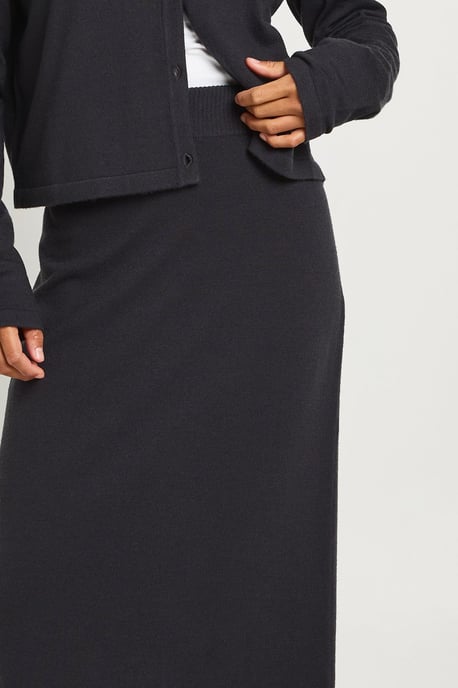 Petite Rib Knit Maxi Skirt - Image 4