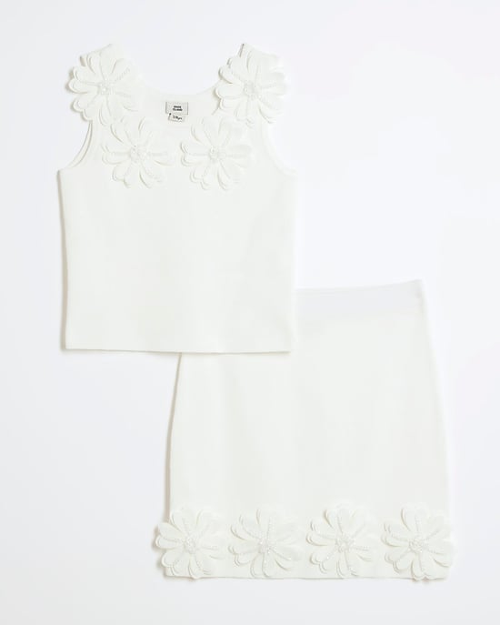 River Island Girls 2 Piece Set White 3D Floral Skirt & Top - Image 5