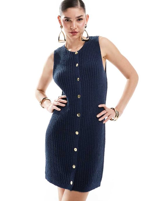 ASOS DESIGN – Marinblå stickad västklänning med knappar och texturerade sömmar - Image 2