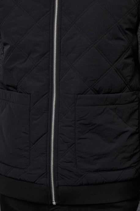 Black Diamond Quilted Gilet - Image 5