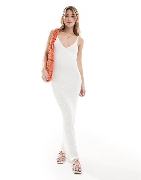 ASOS DESIGN – Krämfärgad stickad midaxiklänning med band och v-ringning - Image 4