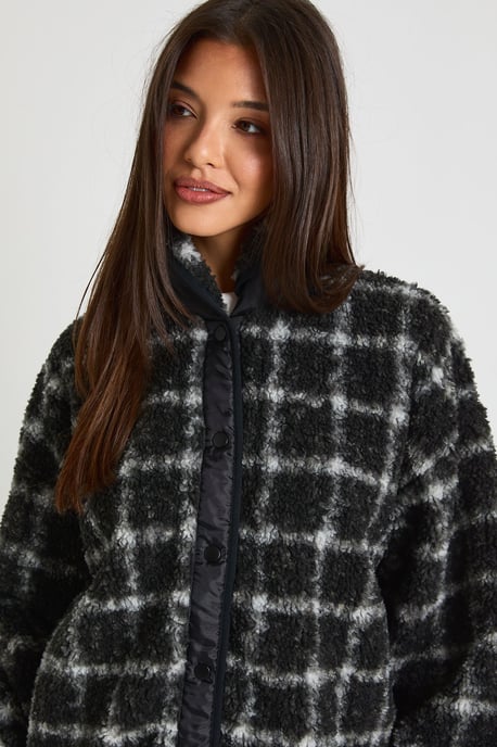 Square Printed Teddy Button Up Jacket - Image 4