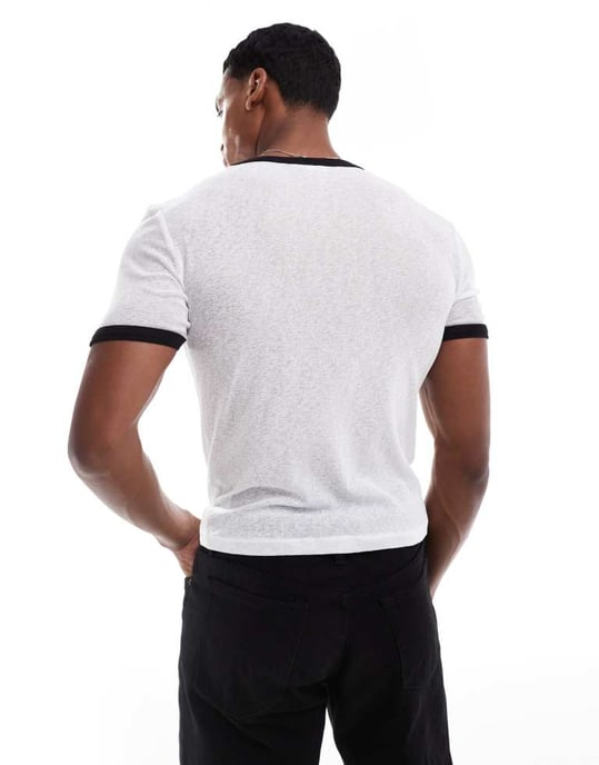 ASOS DESIGN – Vit t-shirt med muskelpassform och ringermönster på bröstet - Image 2