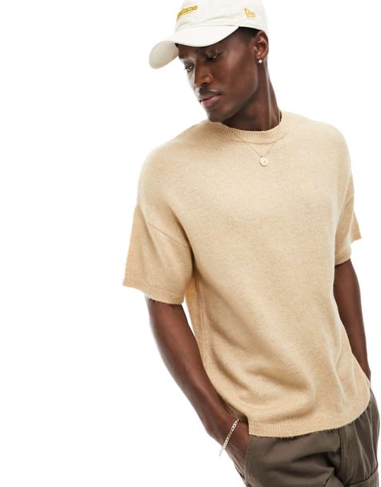 ASOS DESIGN – Havregrynsfärgad, avslappnad t-shirt med kort ärm och lätt passform - Image 1