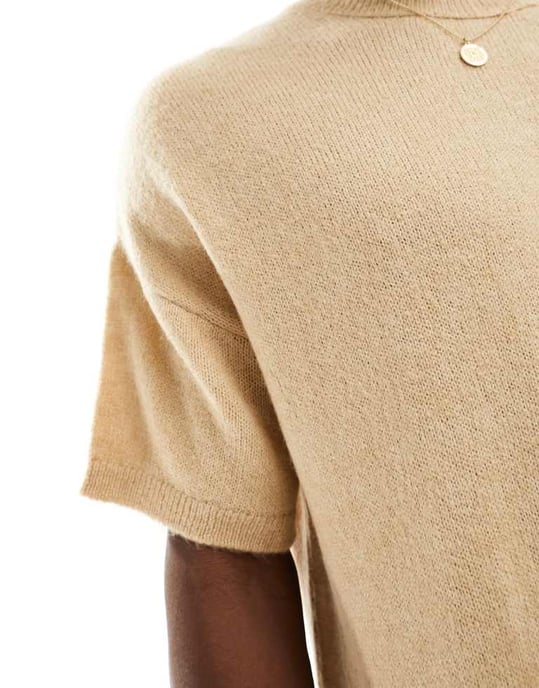 ASOS DESIGN – Havregrynsfärgad, avslappnad t-shirt med kort ärm och lätt passform - Image 2