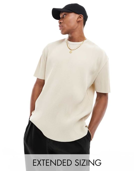 ASOS DESIGN – Beige plisserad t-shirt med avslappnad passform - Image 1