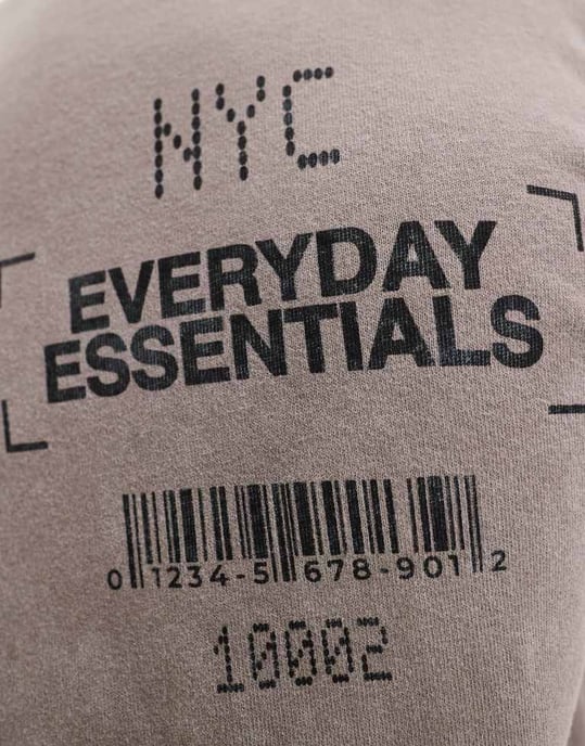ASOS DESIGN – Tunn brun t-shirt med NYC-texttryck och kraftig oversized passform - Image 3