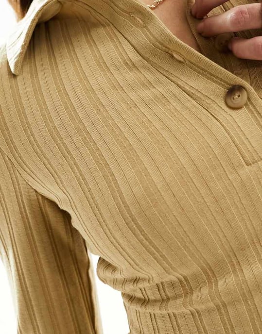 ASOS DESIGN – Karamellfärgad ockrafärgad miniklänning med bodycon-krage och långärmad passform - Image 4