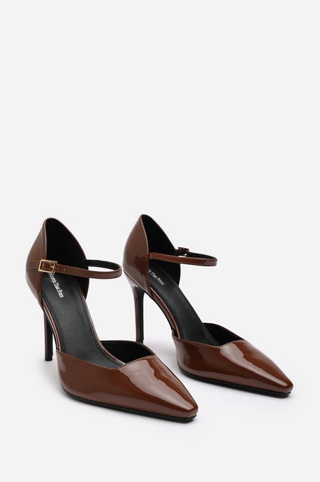 Wheres That From Womens 'Winnie' Pointed Toe Stilleto Court Heeled Shoe with Buckle Strap - Image 4