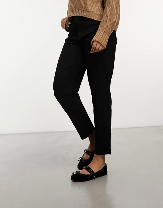 Miss Selfridge – Svarta jeans med hög midja och mom-utseende - Image 3