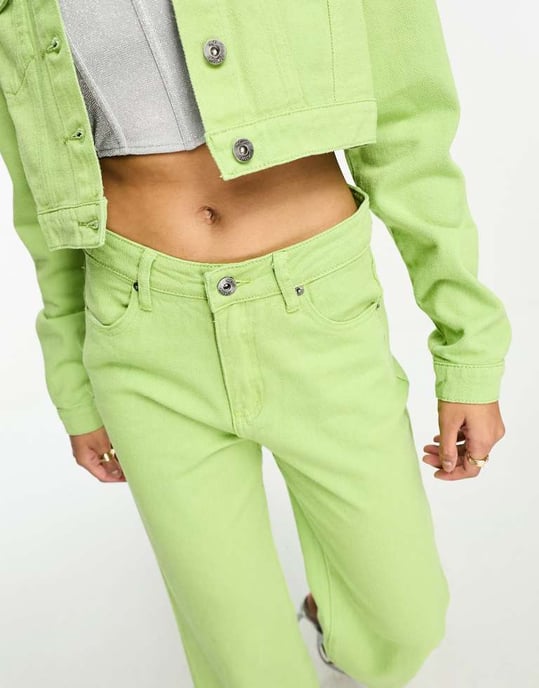 Fae – Limegröna jeans med låg midja och raka ben, del av set - Image 4