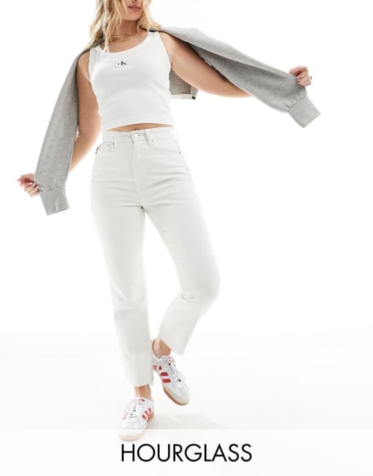 ASOS DESIGN – Hourglass – Vita, korta, raka jeans med medelhög midja - Image 1
