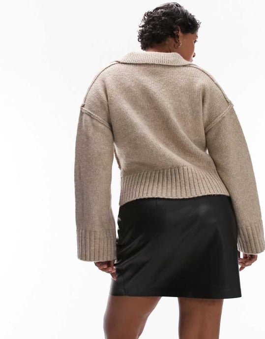 Topshop Curve – Svart minikjol i läderimitation med slits och detaljer - Image 2