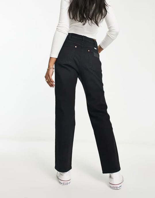 Wrangler – Svarta jeans med rak passform - Image 2