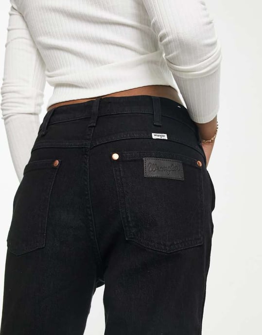 Wrangler – Svarta jeans med rak passform - Image 3