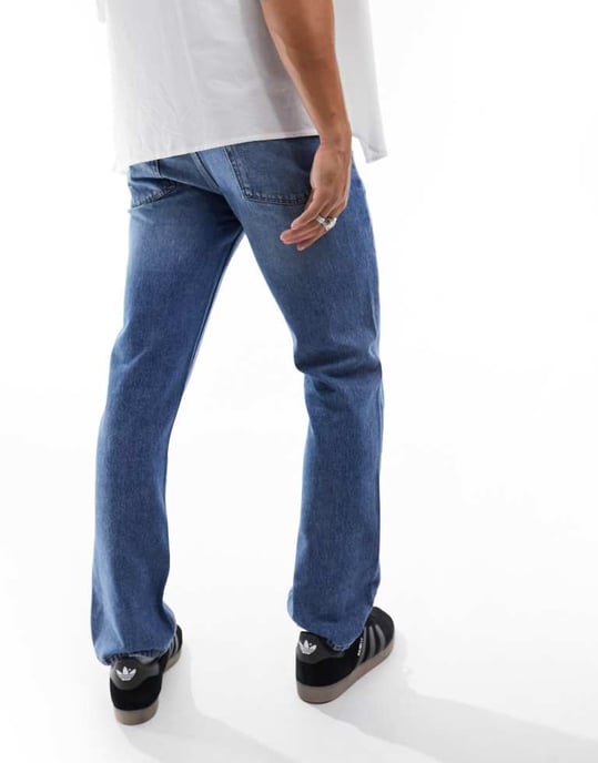 ASOS DESIGN raka jeans i autentisk vintagetvätt i mellanblå tvätt - Image 4