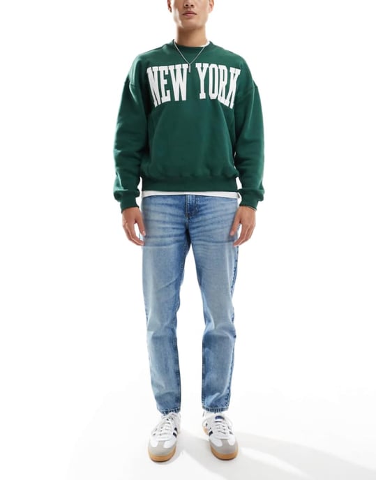 ASOS DESIGN – Blå avsmalnande jeans med mellanblå tvätt - Image 1