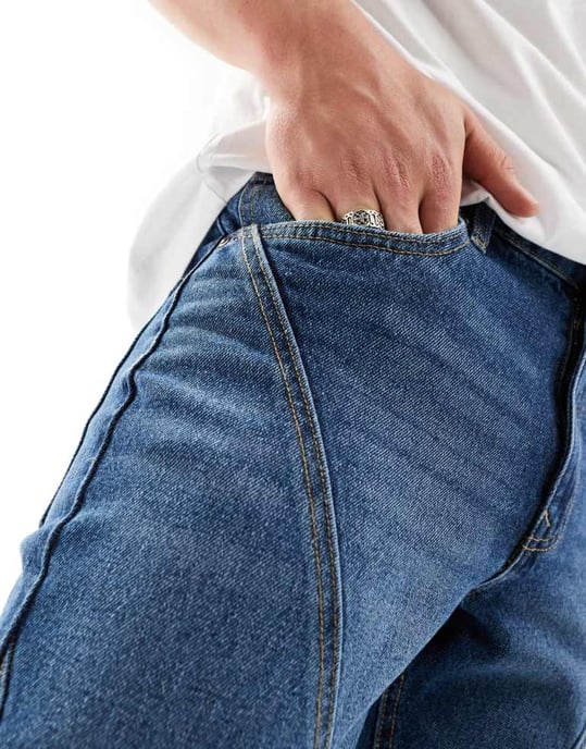 ASOS DESIGN – Blå jeans med avsmalnande passform och paneldetaljer - Image 4