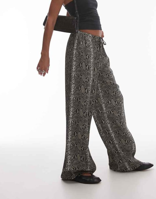 Topshop – Snörskor i satin med vida ben och knyt i midjan - Image 2