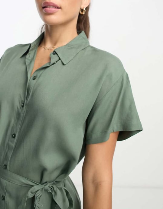 Vero Moda Tall – Grön midiklänning med knytskärp och skjorta - Image 3