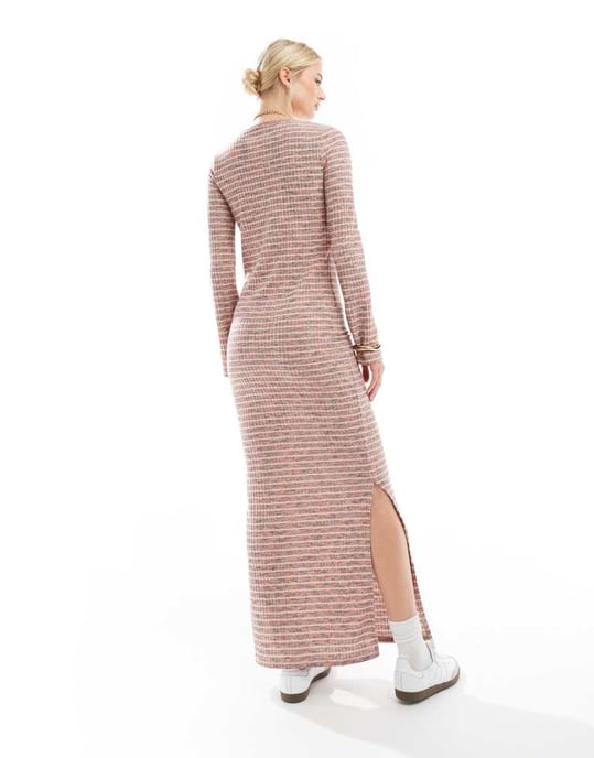 Vero Moda Tall – Supermjuk, ribbad maxiklänning i spacedye-färgat randigt - Image 4