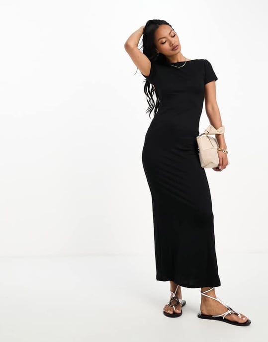 ASOS DESIGN – Svart maxiklänning med mjuk, rundad rygg och ärm - Image 2