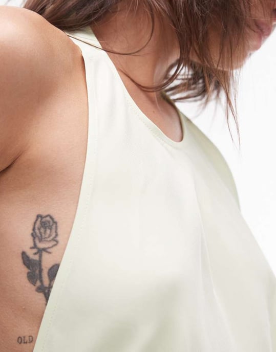 Topshop – Limefärgad maxiklänning med halterneck och avslappnad passform - Image 3