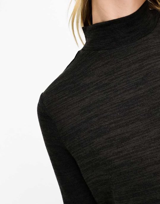 Vero Moda – Svart stickad maxiklänning med polokrage - Image 2