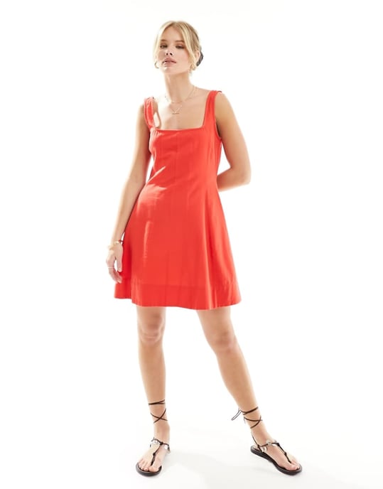 ASOS DESIGN – Röd minitennisklänning med sömmar - Image 1