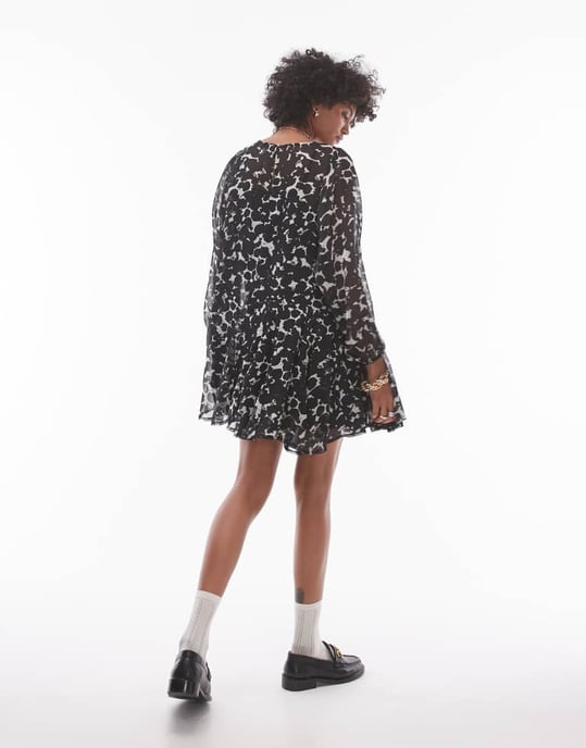 Topshop – Långärmad miniklänning i enfärgat tryck - Image 3