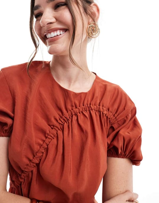 ASOS DESIGN – Rostfärgad miniklänning med puffärm och rynkade detaljer - Image 3