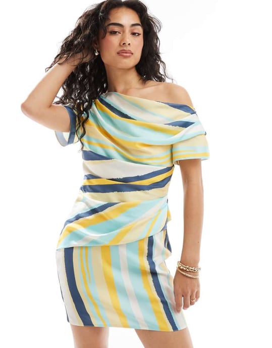 ASOS DESIGN – Randig miniklänning i satin med en axel - Image 2