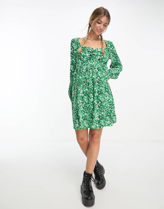Vero Moda – exklusiv blommig miniklänning med rynkad framsida och långa ärmar - Image 4