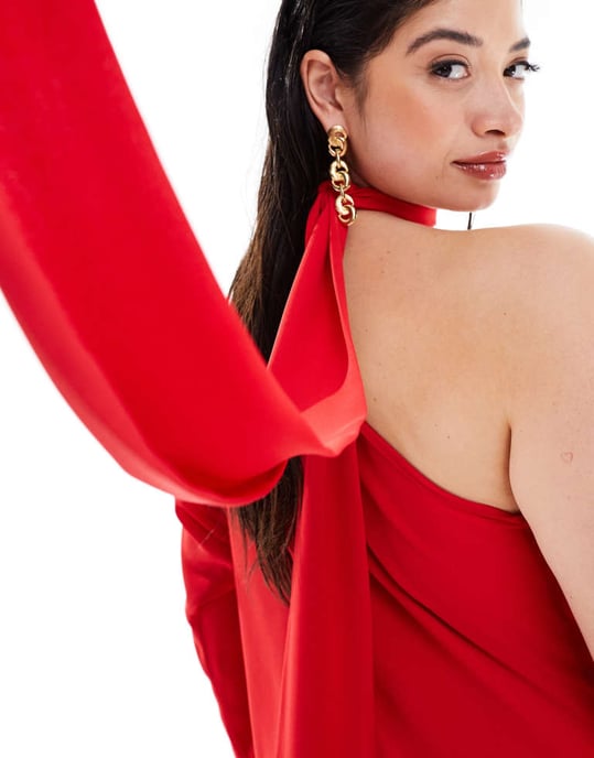 ASOS DESIGN Curve – Exklusiv röd maxiklänning med en ärm och knytringning, fladdermusdetalj - Image 2