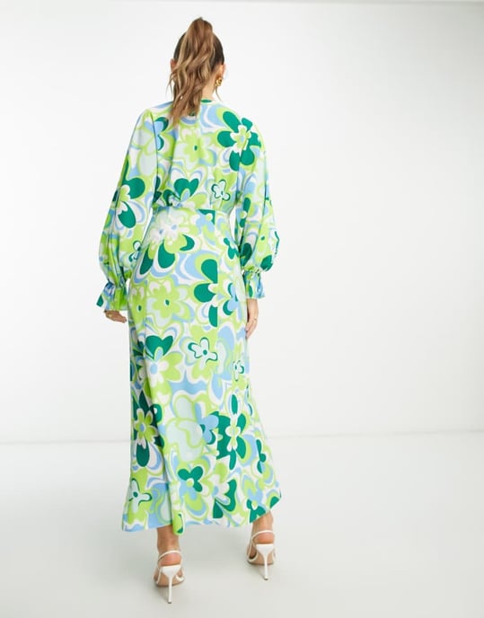 ASOS DESIGN – Grön, retroblommig maxiklänning med urringning och fladdermusmönster - Image 2