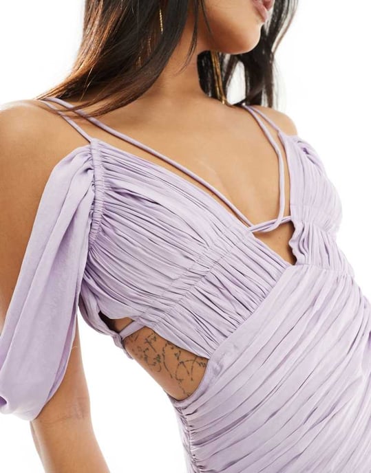 ASOS DESIGN Petite – Lila maxiklänning med rynka detaljer och nedsänkta axlar - Image 4