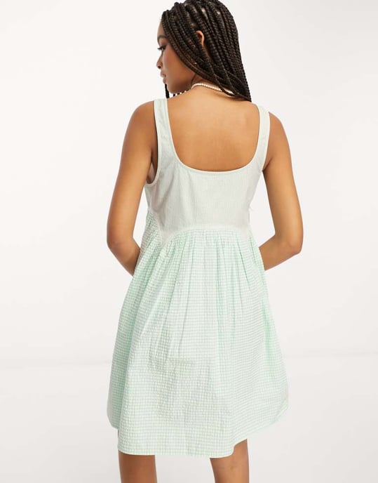 ASOS DESIGN – Miniklänning med fyrkantig halsringning och blandat ginghammönster - Image 3