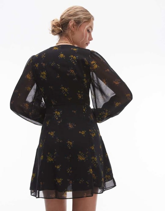 Topshop – Svart och gult blommigt miniklänning med rynkad midja och v-ringning - Image 3