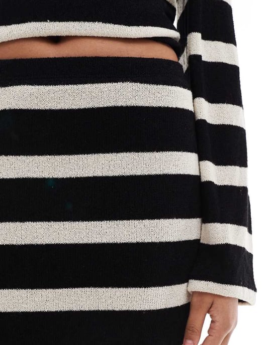 Object sheer knitted maxi skirt co-ord in mono stripe - Image 4