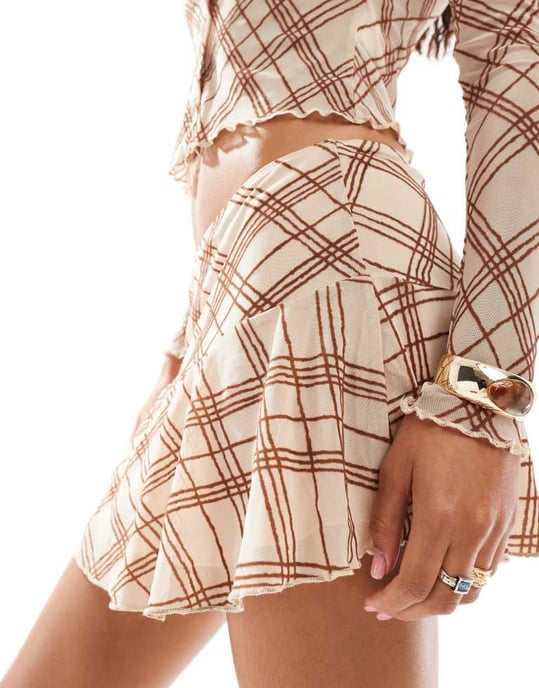 Motel ragna sketchy stripe mini skirt co-ord in natural - Image 3