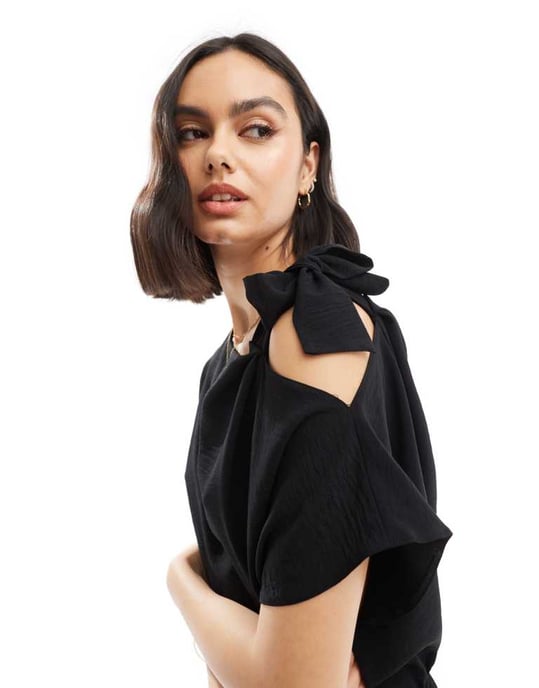 ASOS DESIGN – Svart midiklänning med knytband och axelband - Image 3