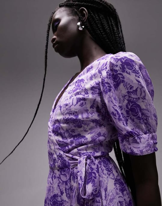 Topshop – Mönstrad midiklänning med omlottmönster och blommigt tryck - Image 2