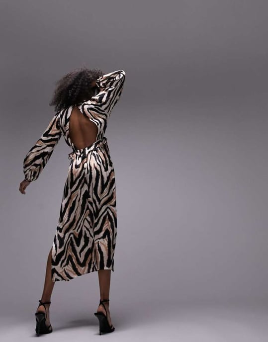 Topshop – Riviera midiklänning med lång ärm och djurtryck - Image 3