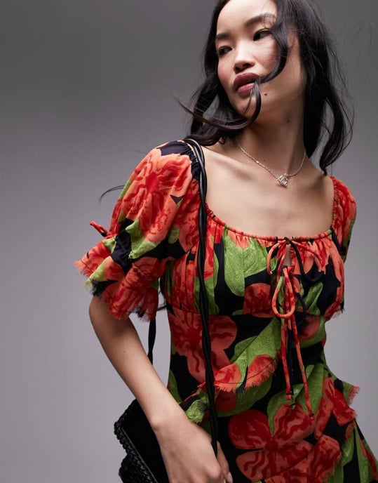 Topshop – Röd blommig teklänning med volang och råa sömmar - Image 2