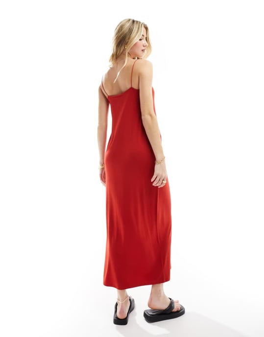 ASOS DESIGN – Röd midaxiklänning med fyrkantig halsringning och spaghettiband – - Image 4
