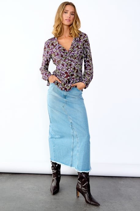 Rory Denim Skirt in Light Blue - Image 4