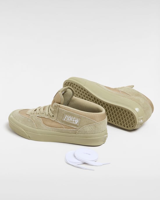 Premium Half Cab Reissue 33 Sneakers - Image 3