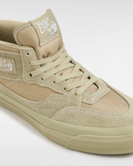 Premium Half Cab Reissue 33 Sneakers - Image 4
